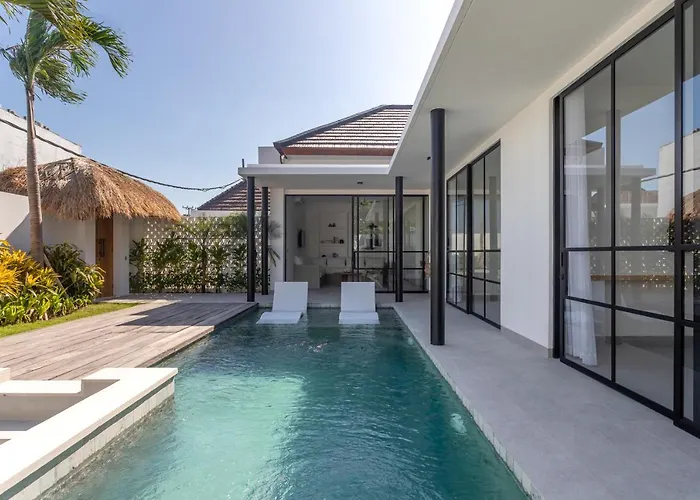 Villa Lapis 2 By Finder *