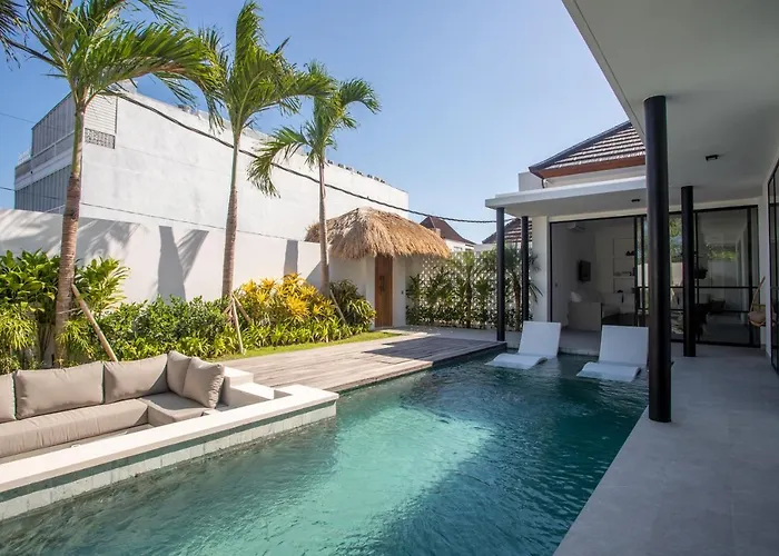 Villa Lapis 2 By Finder